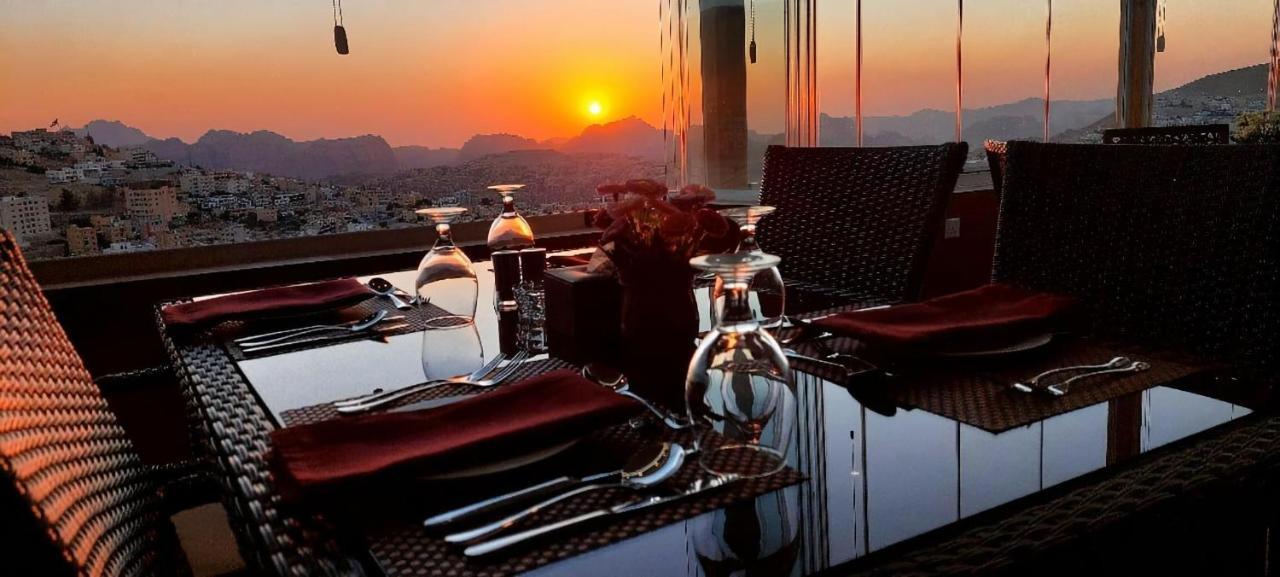 Petra Elite Hotel Wadi Musa Ngoại thất bức ảnh