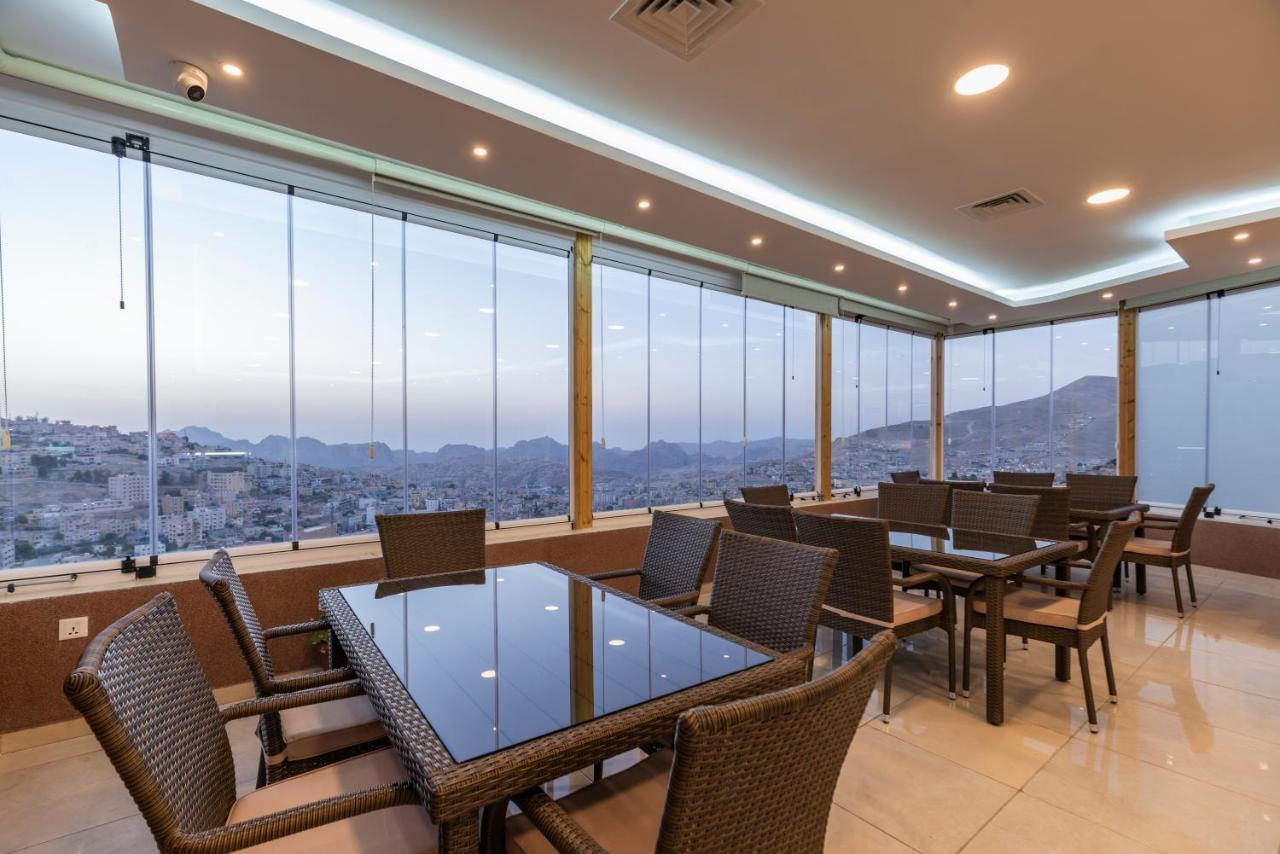 Petra Elite Hotel Wadi Musa Ngoại thất bức ảnh
